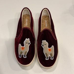 NWOT Soludos llama alpaca sneakers -Size 9